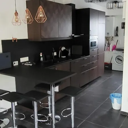 Apartment Garden Pool *